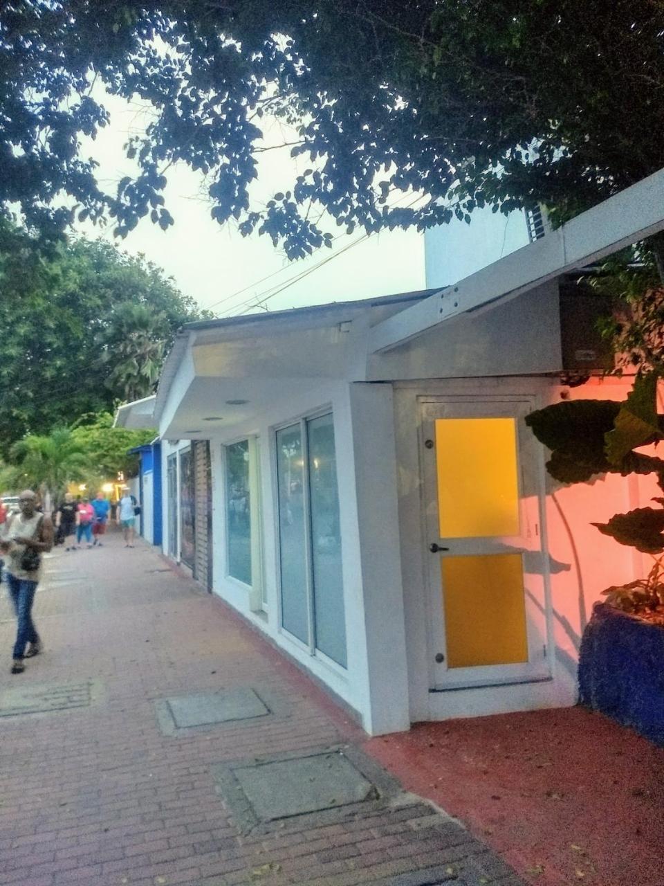 Hibiscus House San Andrés Exterior photo